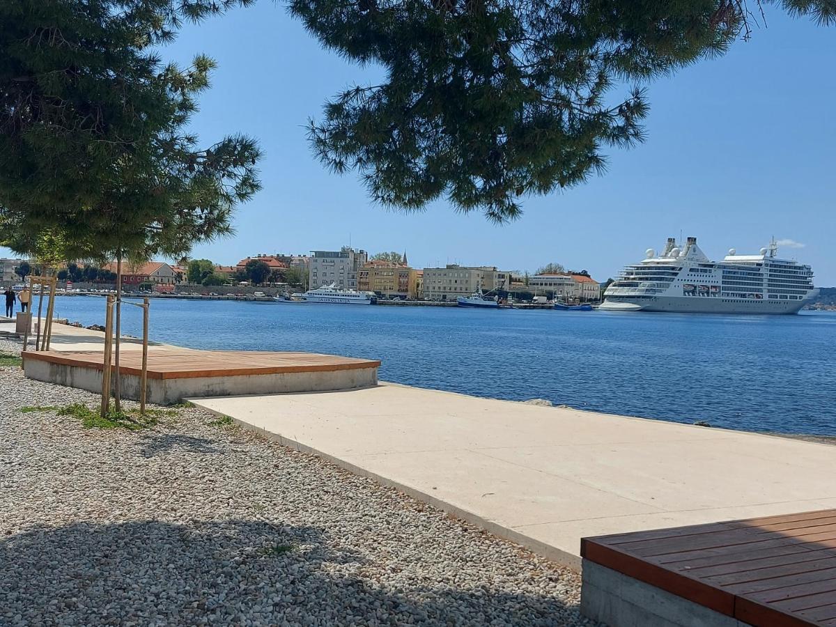 Schloss Zadar Buitenkant foto